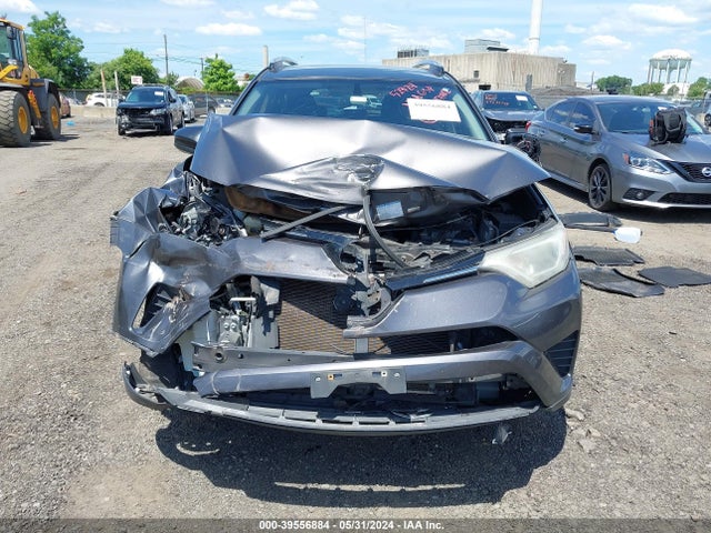 Toyota RAV4 LE 2016 JTMBFREV5GJ051756 Image 12