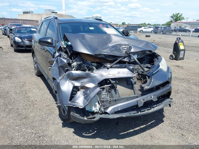 Toyota RAV4 LE 2016 JTMBFREV5GJ051756 Image 6