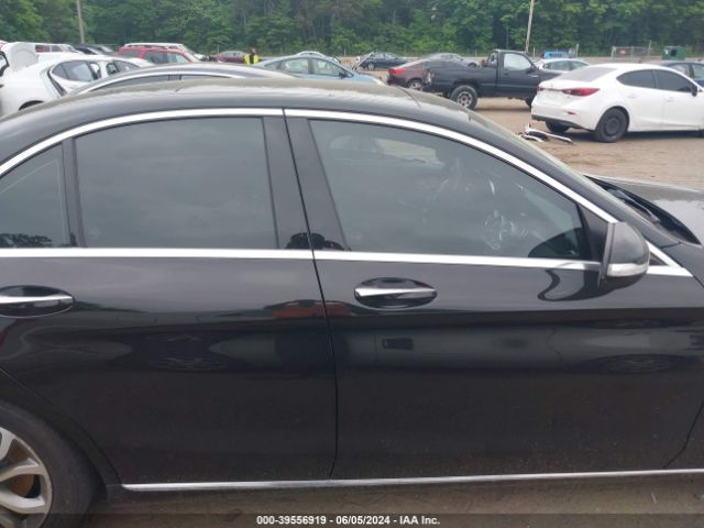 55SWF4JB8FU075134 Mercedes-Benz C 300 Luxury/sport