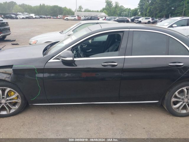 55SWF4JB8FU075134 Mercedes-Benz C 300 Luxury/sport