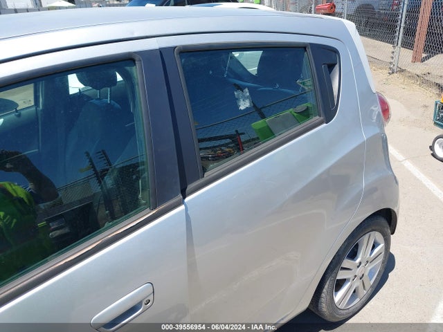 Chevrolet Spark 1lt Cvt 2015 KL8CD6S94FC721020 Image 15