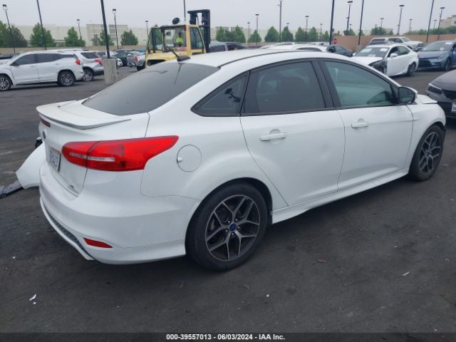 1FADP3F22FL369141 Ford FOCUS SE