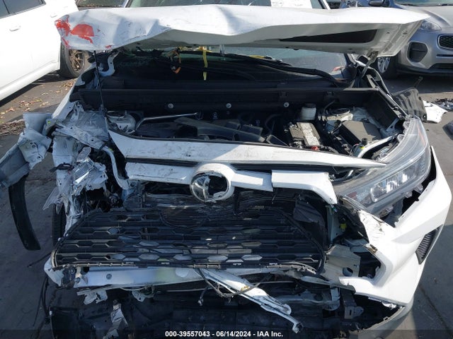Toyota RAV4 LE 2022 2T3K1RFV3NC192483 Image 10