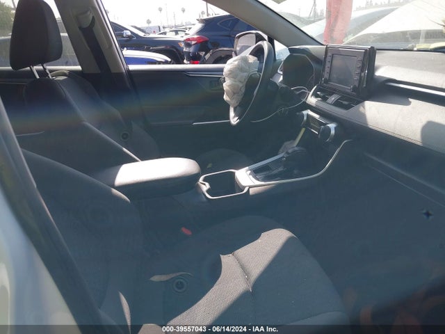 Toyota RAV4 LE 2022 2T3K1RFV3NC192483 Image 5