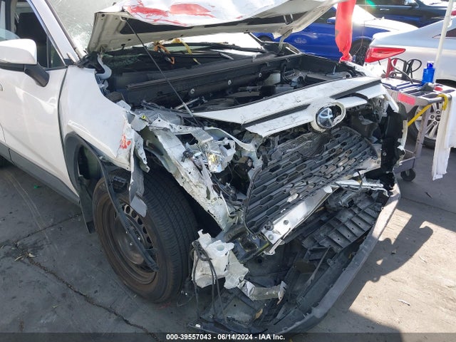 Toyota RAV4 LE 2022 2T3K1RFV3NC192483 Image 6