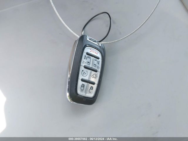 2C4RC1GGXNR177157 Chrysler Pacifica Limited