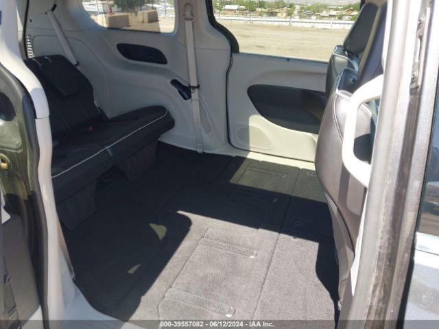 2C4RC1GGXNR177157 Chrysler Pacifica Limited