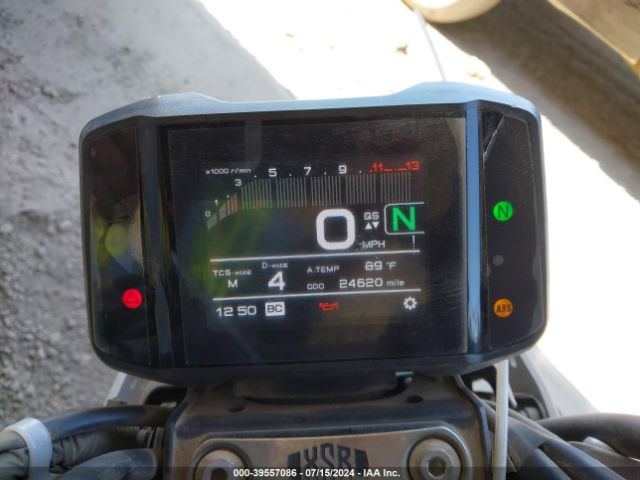 2023 YAMAHA MTM890 JYARN80Y0PA000500 Photo 6