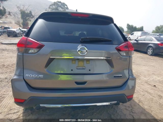JN8AT2MT2LW032465 Nissan Rogue S Fwd