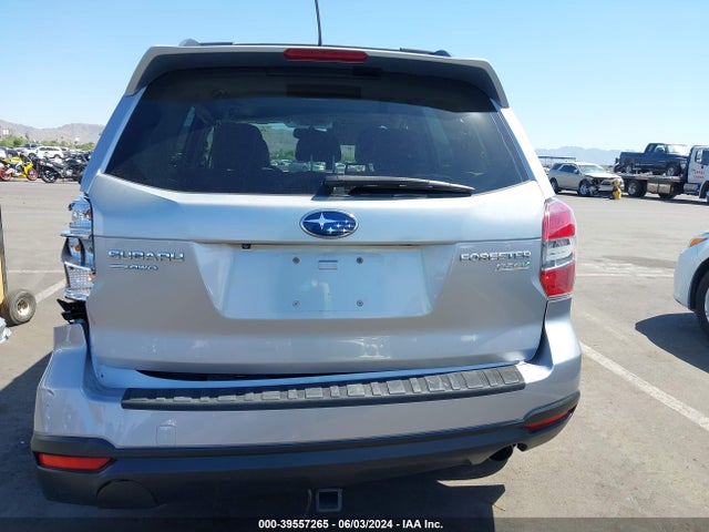 Subaru Forester 2.5i Touring 2015 JF2SJAUC1FH451577 Image 16