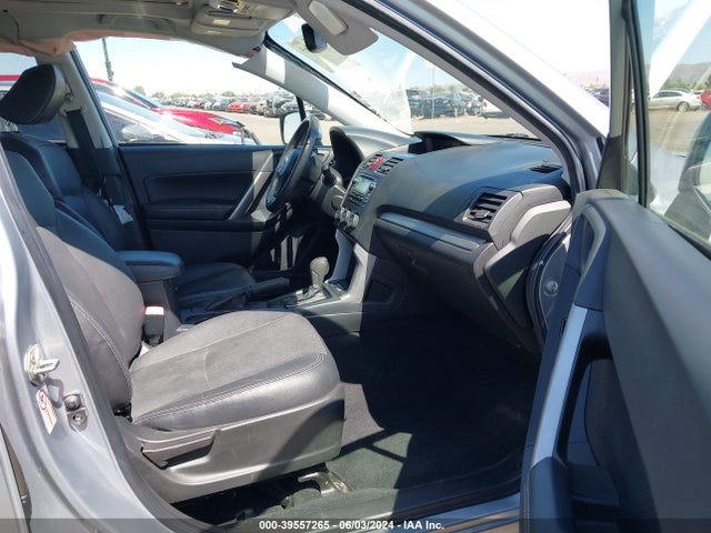 Subaru Forester 2.5i Touring 2015 JF2SJAUC1FH451577 Image 5