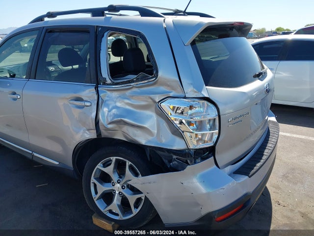 Subaru Forester 2.5i Touring 2015 JF2SJAUC1FH451577 Image 6