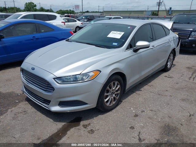 Ford FUSION S 2016 3FA6P0G7XGR258261 Image 2