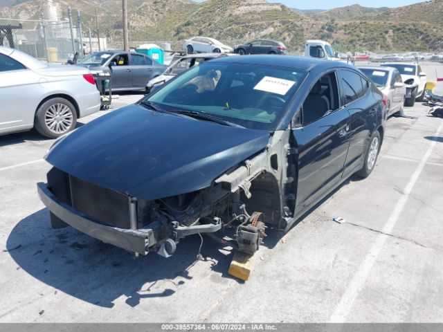 5NPD74LF2JH216120 Hyundai ELANTRA SE