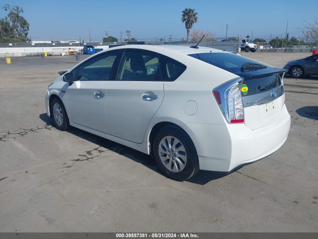 Toyota Prius Plug-in Base (cvt) 2015 JTDKN3DP4F3071535 Image 3