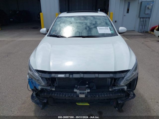1N4BL4DW9NN345579 Nissan Altima Sv Intelligent Awd