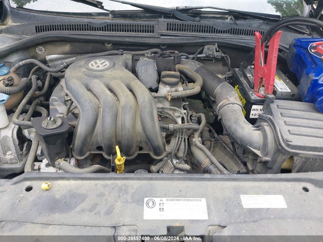 3VW2K7AJ5EM421457 Volkswagen Jetta 2.0l S