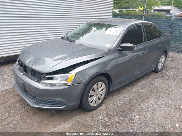3VW2K7AJ5EM421457 Volkswagen Jetta 2.0l S