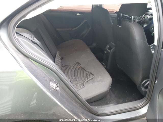 3VW2K7AJ5EM421457 Volkswagen Jetta 2.0l S