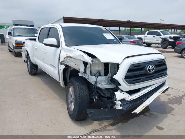 Toyota Tacoma Sr5 2017 5TFBZ5DNXHX001967 main image