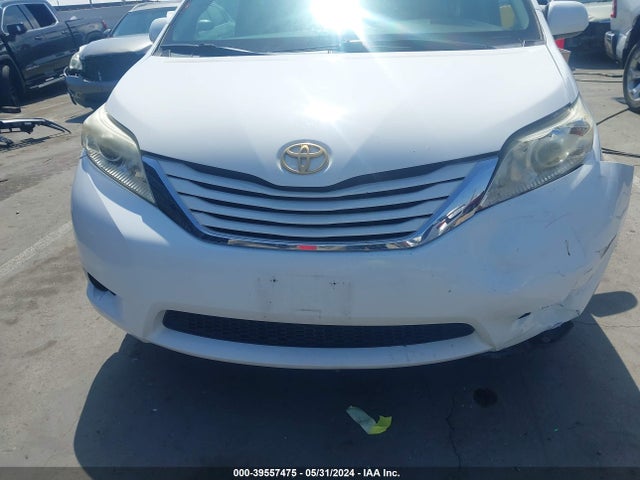 Toyota Sienna Le 8 Passenger 2015 5TDKK3DC5FS615481 Image 12