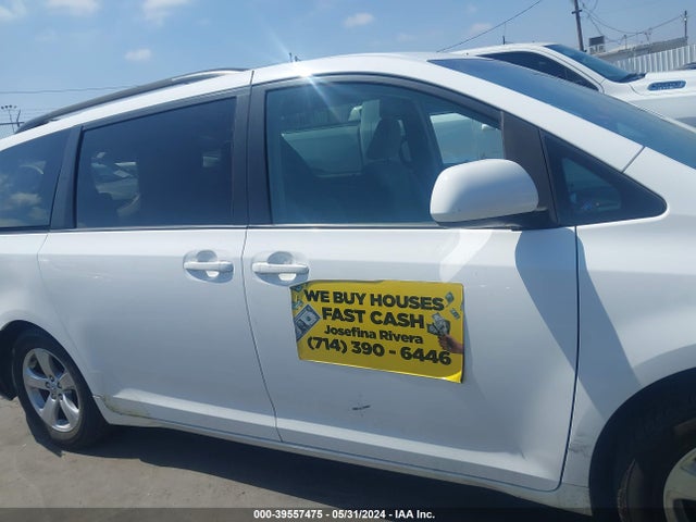 Toyota Sienna Le 8 Passenger 2015 5TDKK3DC5FS615481 Image 13