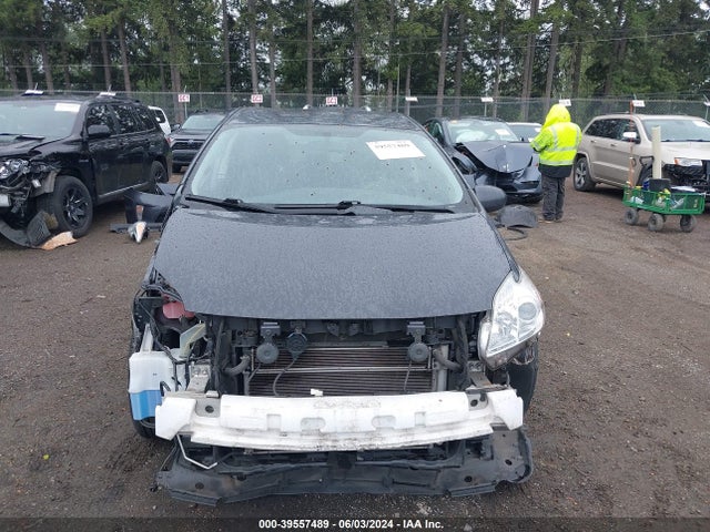 Toyota Prius Two 2015 JTDKN3DU2F0470175 Image 13