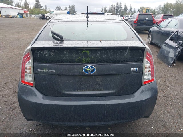 Toyota Prius Two 2015 JTDKN3DU2F0470175 Image 17