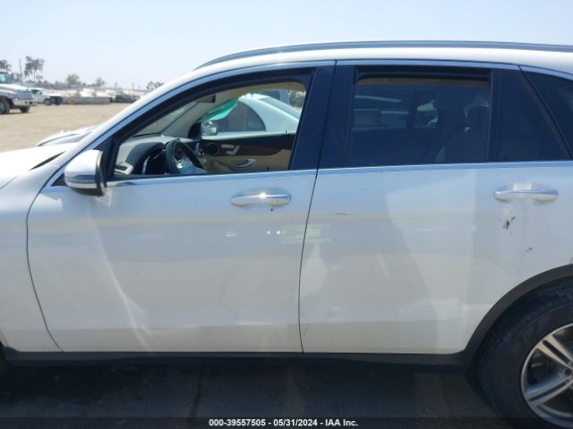 W1N0G8DB4NV328594 Mercedes-Benz Glc 300 Suv