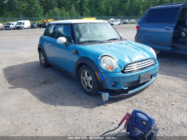 2007 MINI COOPER WMWMF33597TU63673 Photo 0