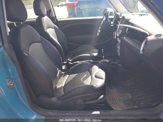 2007 MINI COOPER WMWMF33597TU63673 Photo 4