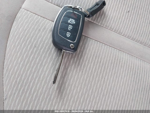 Hyundai SONATA SE 2016 5NPE24AF5GH260868 Image 11