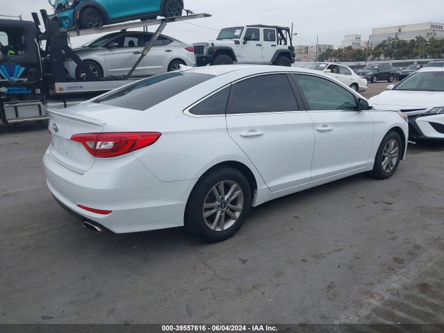 Hyundai SONATA SE 2016 5NPE24AF5GH260868 Image 4