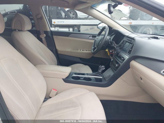 Hyundai SONATA SE 2016 5NPE24AF5GH260868 Image 5