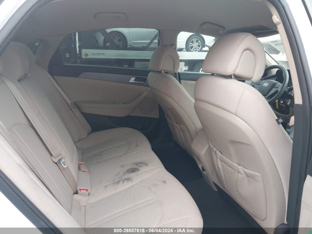 Hyundai SONATA SE 2016 5NPE24AF5GH260868 Image 8