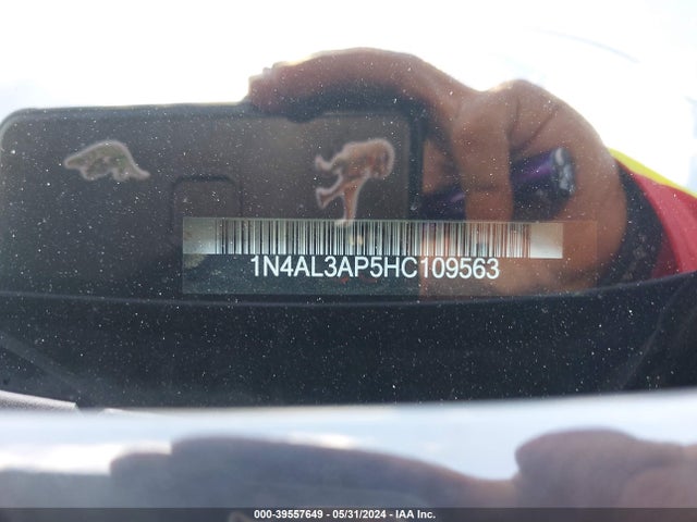 Nissan Altima 2.5 Sv 2017 1N4AL3AP5HC109563 Image 9