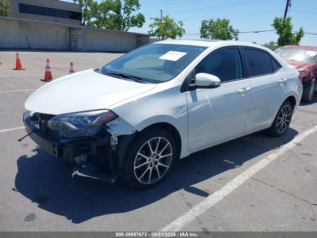 Toyota Corolla Se Special Edition 2017 5YFBURHE1HP598330 Image 2