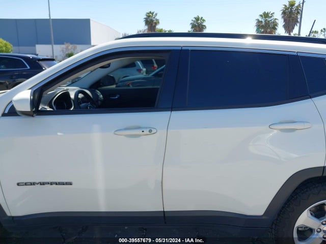 3C4NJCBB0JT408568 Jeep Compass Latitude Fwd