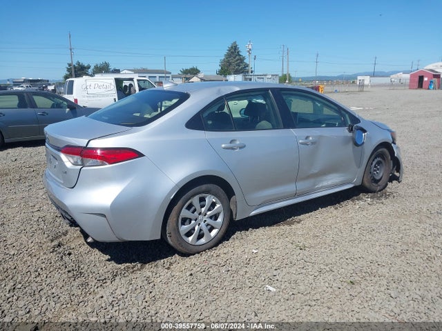 Toyota COROLLA LE 2021 JTDEPMAEXMJ154881 Image 4