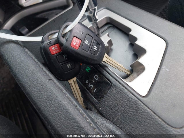 Toyota Rav4 Xle 2017 2T3RFREV9HW577177 Image 11