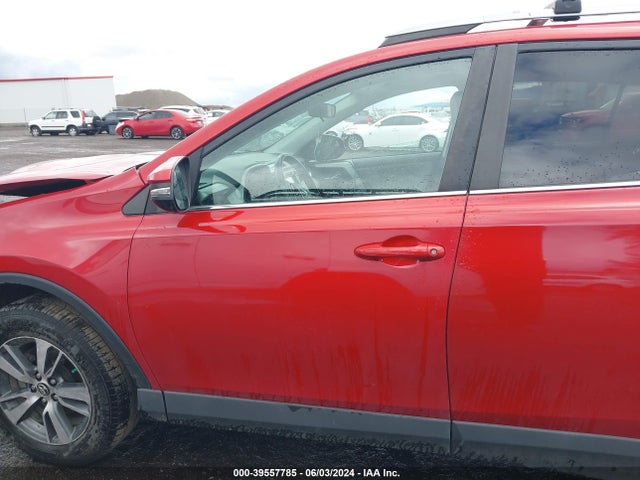 Toyota Rav4 Xle 2017 2T3RFREV9HW577177 Image 14
