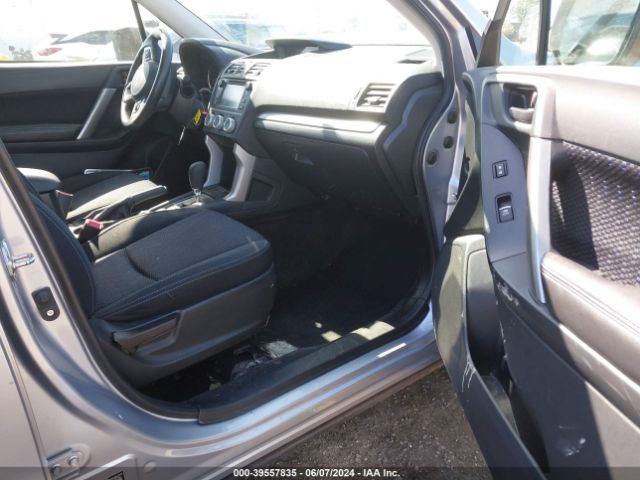 JF2SJABC6HH812601 Subaru Forester 2.5i