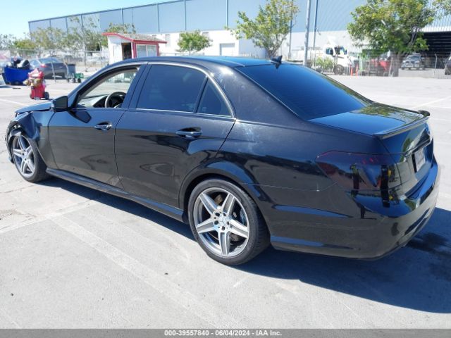2010 MERCEDES-BENZ E 63 AMG WDDHF7HB8AA086272 Photo 2