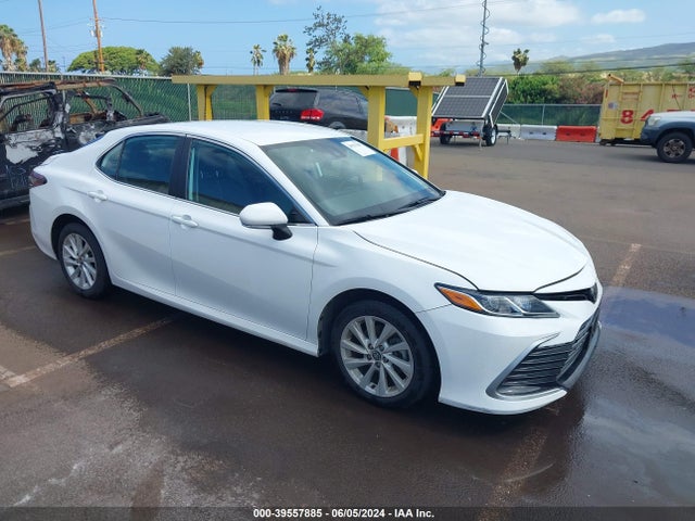 Toyota CAMRY LE 2021 4T1R11AK7MU471924 головне зображення