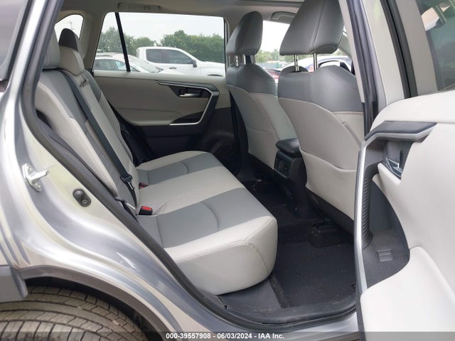Toyota Rav4 Xle Premium 2021 2T3C1RFV7MC096519 Image 8