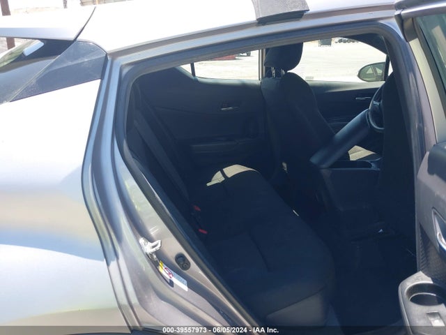 Toyota C-HR LE 2019 JTNKHMBX5K1024127 Image 8