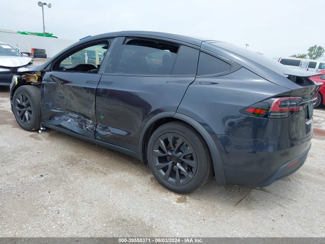 2024 TESLA MODEL X 7SAXCDE51RF444605 Photo 2