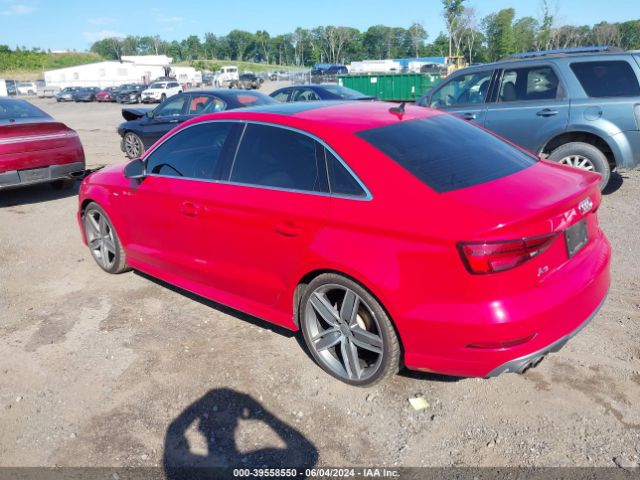 2019 AUDI A3 WAUGUGFF8K1011555 Photo 2