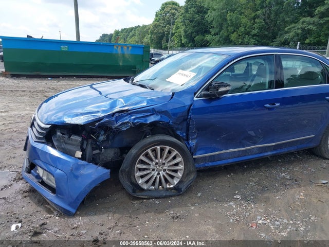 1VWBT7A33HC012135 Volkswagen Passat 1.8t Se