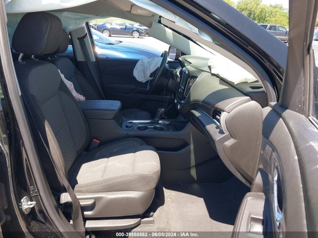 Chevrolet Traverse Ls 2019 1GNEVFKW1KJ227987 Image 5